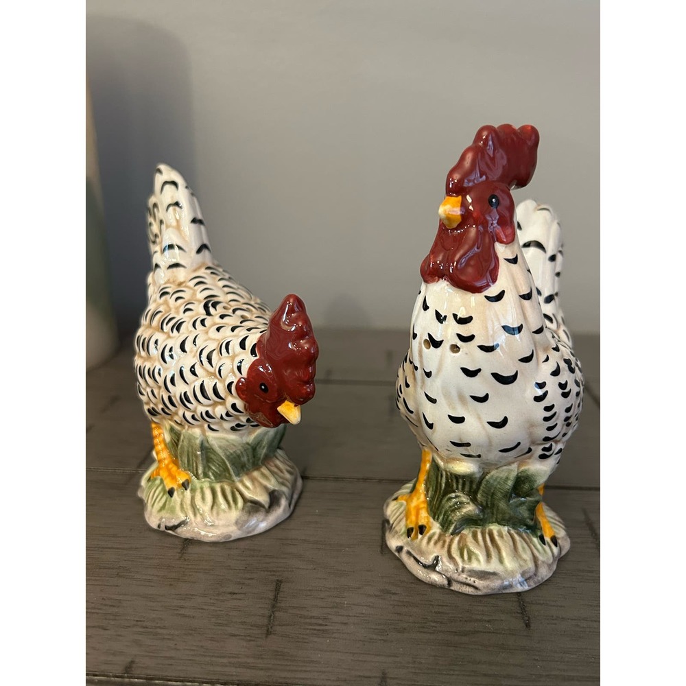 Vintage Ceramic Salt & Pepper Roosters